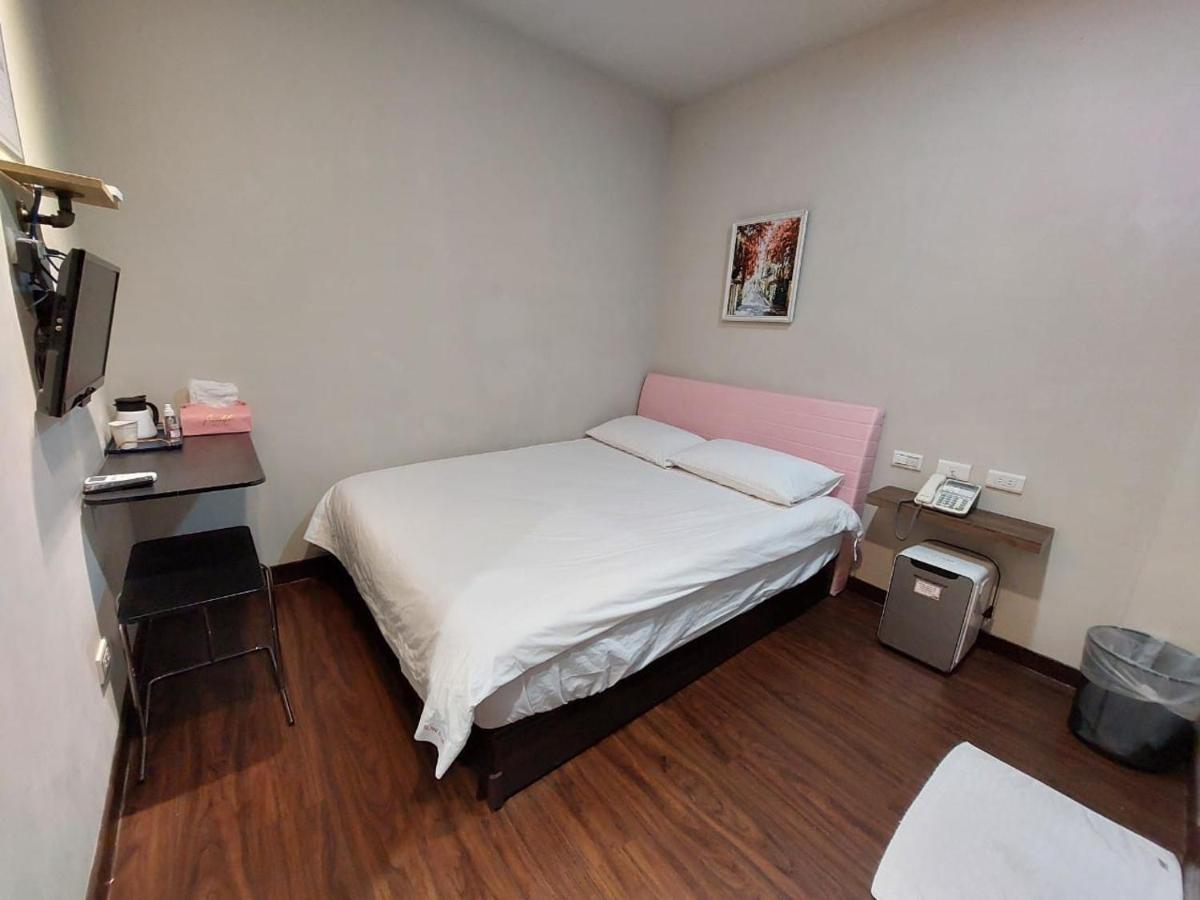 Swf淡水新五福旅館 Sinwufu Hotel 외부 사진