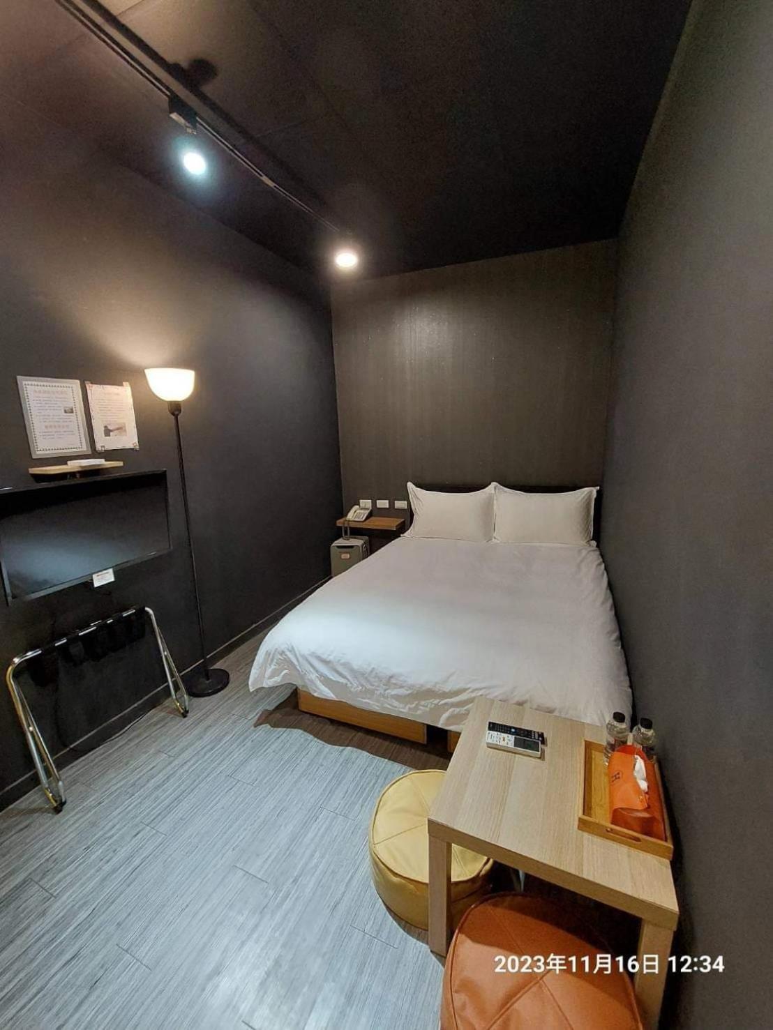 Swf淡水新五福旅館 Sinwufu Hotel 외부 사진